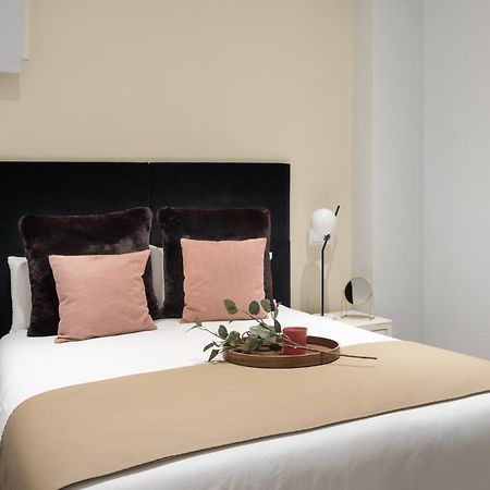Carretas Apartments Madrid Eksteriør billede