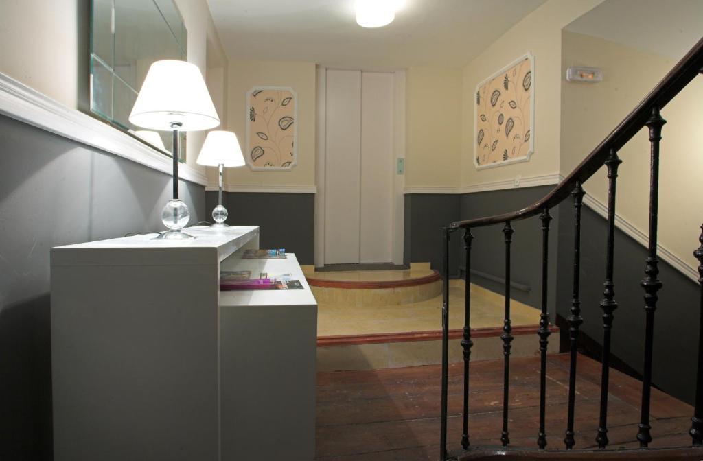 Carretas Apartments Madrid Eksteriør billede