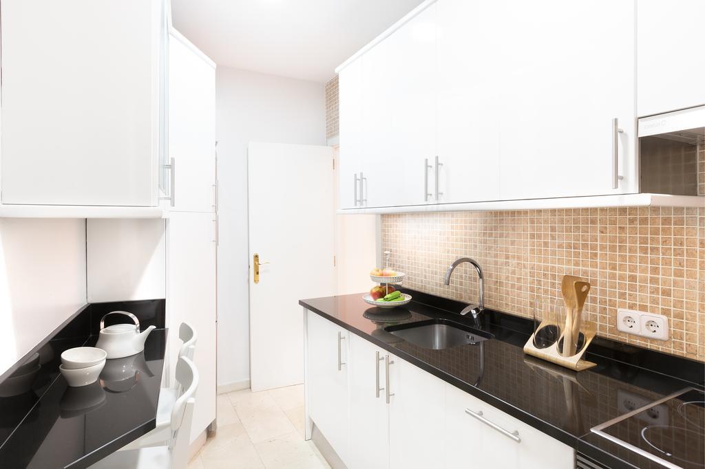 Carretas Apartments Madrid Eksteriør billede