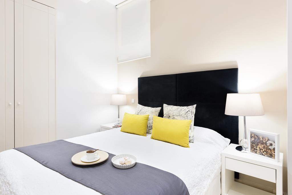 Carretas Apartments Madrid Eksteriør billede