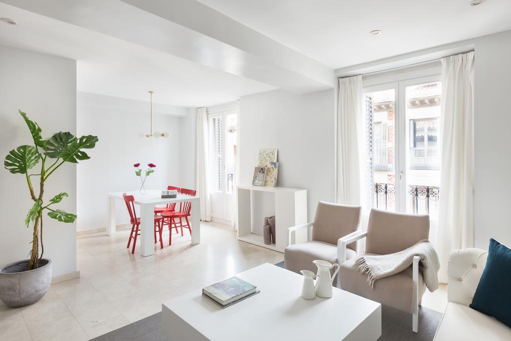 Carretas Apartments Madrid Eksteriør billede