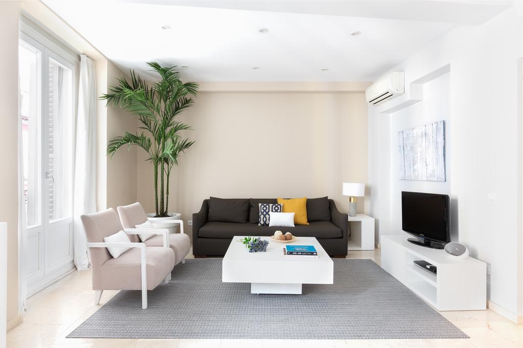 Carretas Apartments Madrid Eksteriør billede